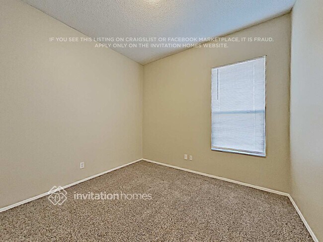 Building Photo - 5120 52nd Ave W