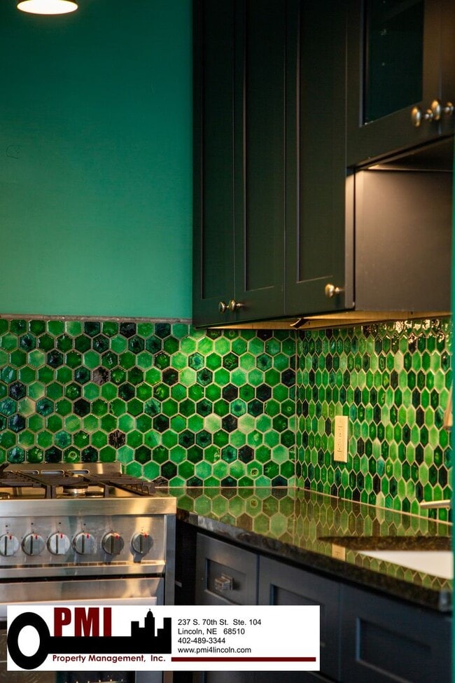 Building Photo - 1630 H St