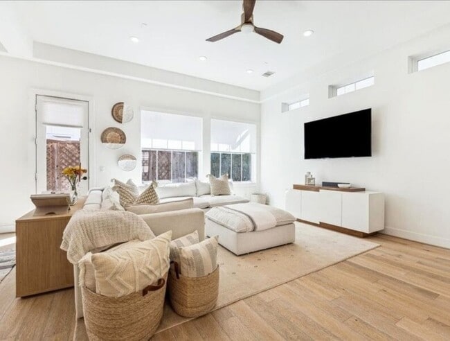 Building Photo - 3609 Lannister Ln