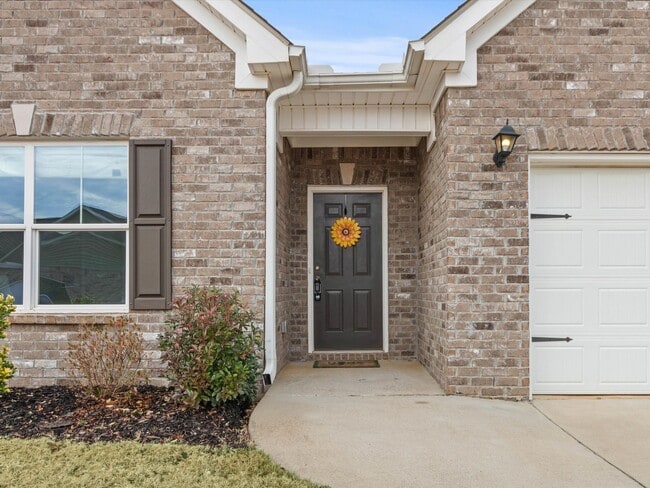 Building Photo - Like-New 3BR Home in Brookhill Landing Near Downtown Athens & I-65