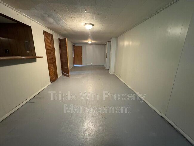 Building Photo - 10440 Gardo Ct
