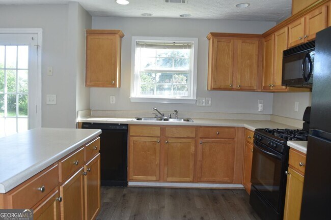 Building Photo - 1854 Pierce Way