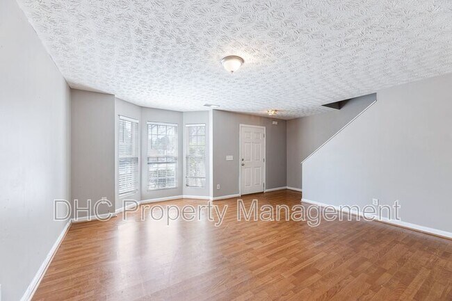 Building Photo - 5607 Strathmoor Manor Cir
