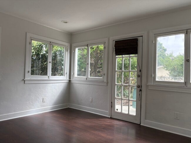 Bedroom 1 - 1728 Mentone Ave