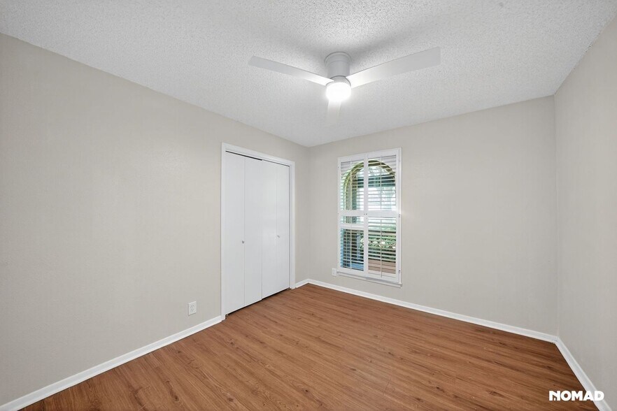 Building Photo - 3721 Lawndale Ave