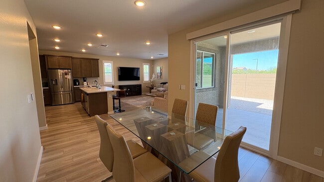 Building Photo - 17744 W Cassia Way