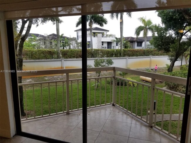 Building Photo - 8290 Lake Dr