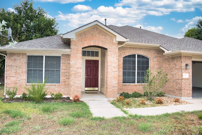 Building Photo - 1507 Hollyhock Ct