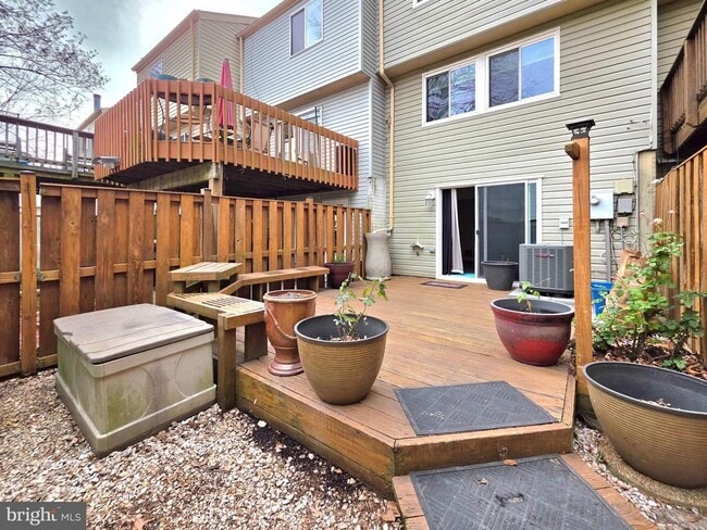 Building Photo - 8568 Koluder Ct