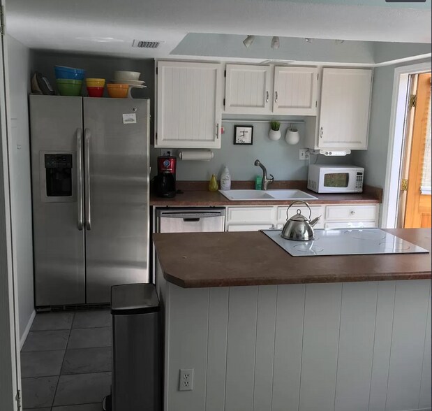 Building Photo - 31 W Pasadena Ave