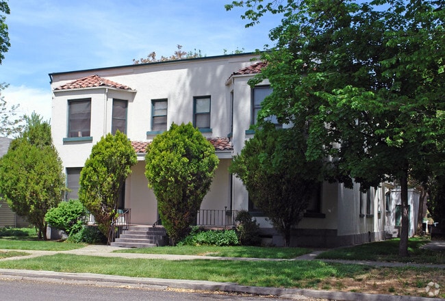 Primary Photo - Barcelona Apartments