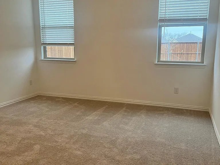 Building Photo - 1504 Van Gogh Dr