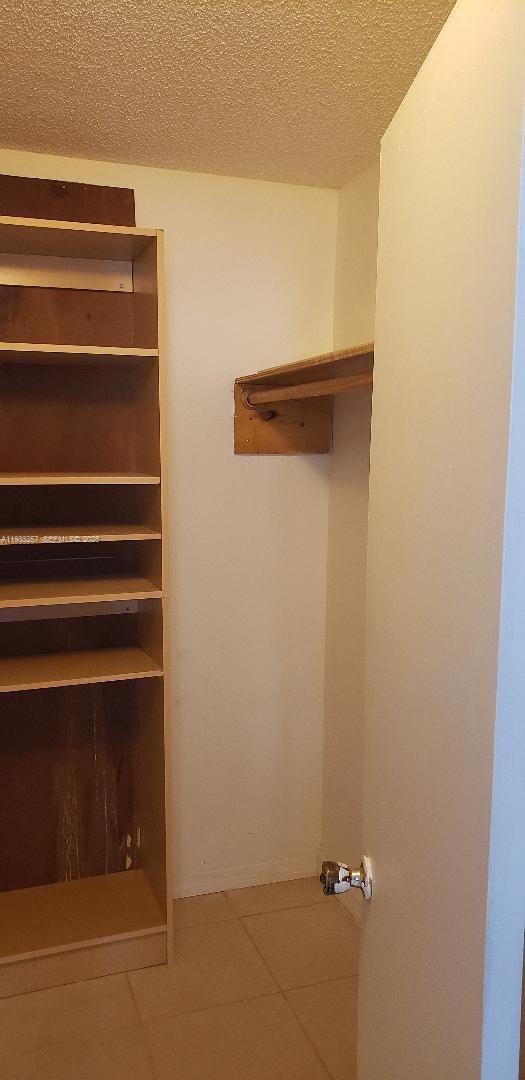 Building Photo - 14840 Naranja Lakes Blvd