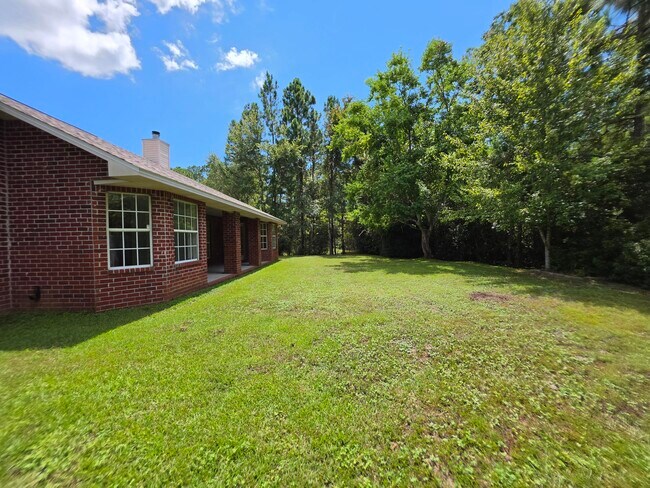 Building Photo - 1665 Village Pkwy