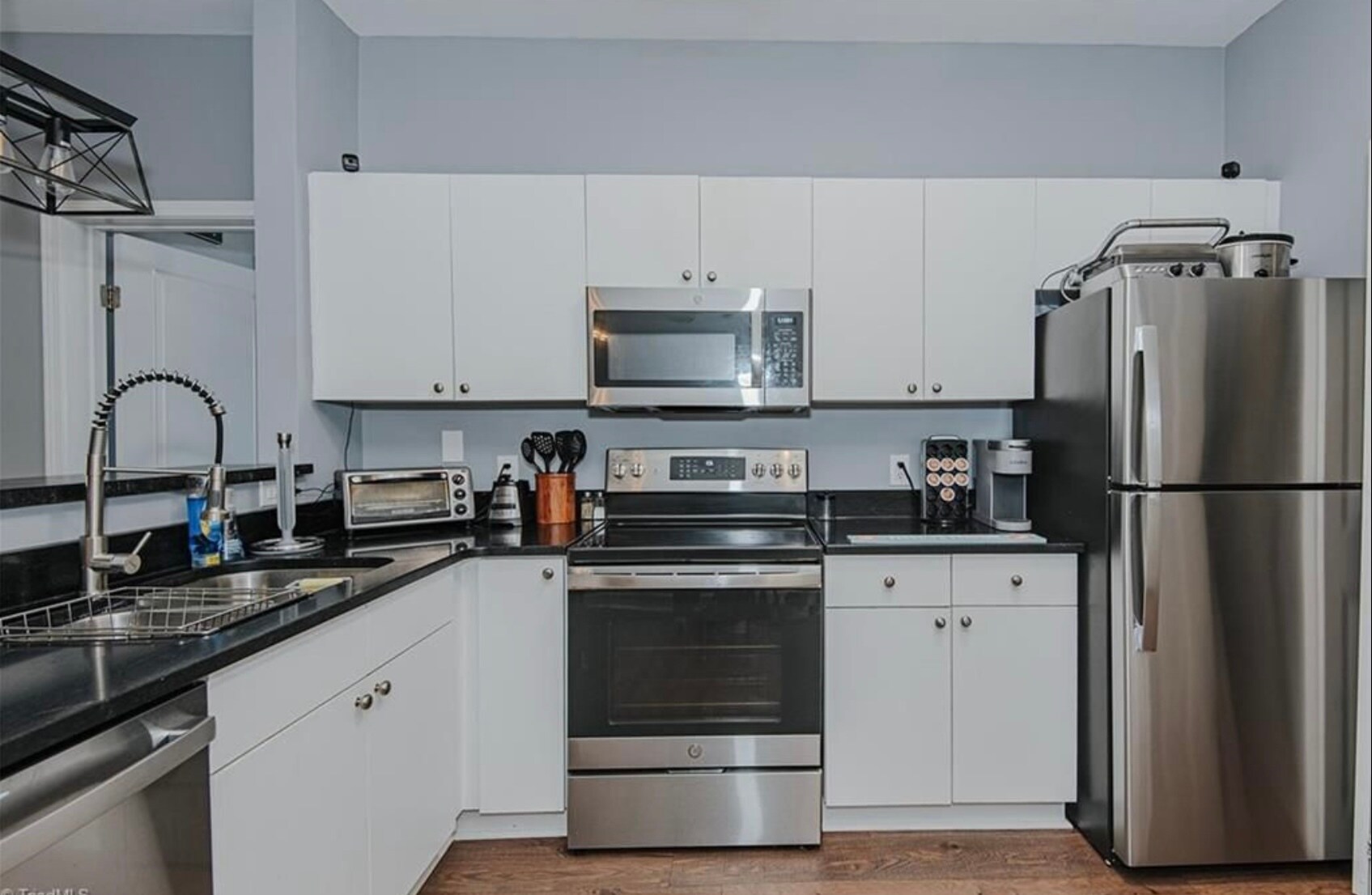 Building Photo - 302 Campus Walk Trl