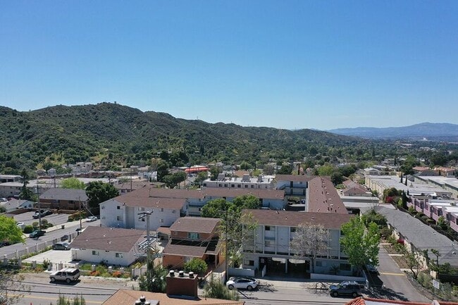 Building Photo - 10237 Tujunga Canyon Blvd