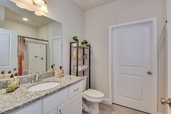 Building Photo - 1103 Clareton Dr