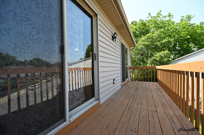 Building Photo - 340 Woodridge Cir