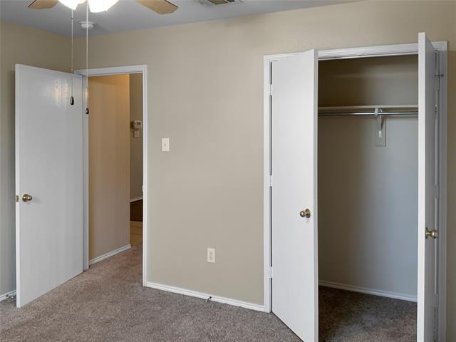 Building Photo - 2820 Wakecrest Dr