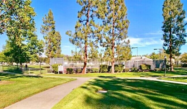 Building Photo - 24379 El Pilar