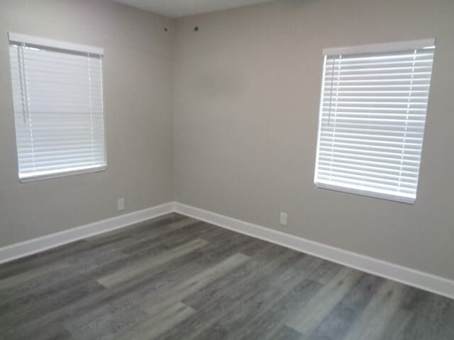 Building Photo - 917 Temple Dr