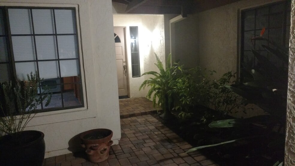 Building Photo - 3478 Voyager Cir