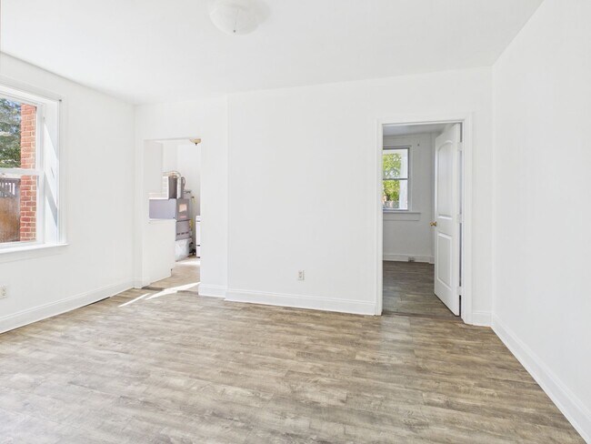 Building Photo - 2508 North Ave