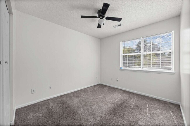 Building Photo - 5720 Prescott Ct