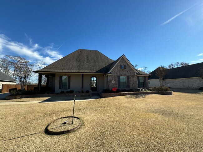 Building Photo - Gated Community close to Barksdale Air Force Base...