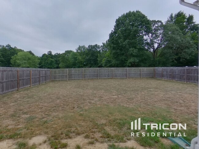 Building Photo - 1058 Brayden Dr