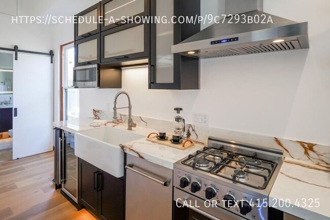 Building Photo - 318 18th St