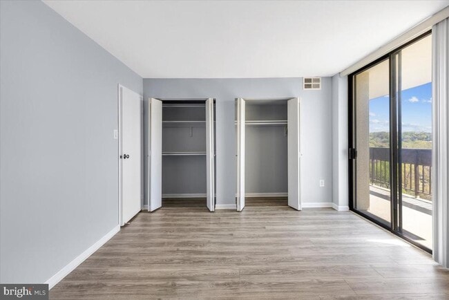 Building Photo - 5300 Holmes Run Pkwy