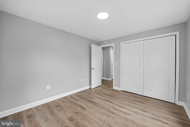 Building Photo - 1520 Dorchester Ave