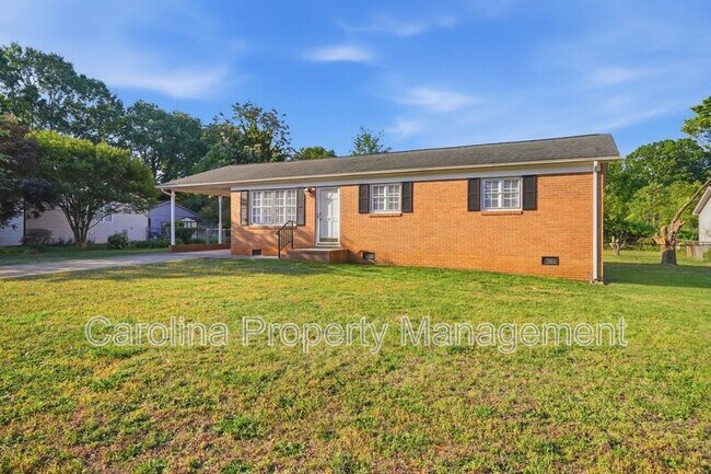 Building Photo - 1019 Carmel Dr