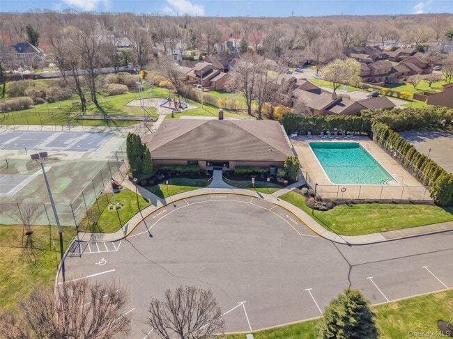 Building Photo - 85 Rhett Dr