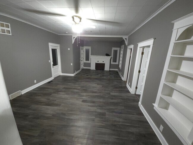 Building Photo - 3603 Waukegan Rd