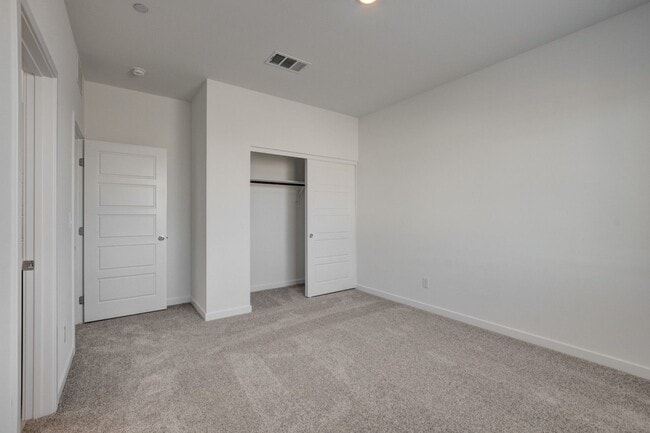 Building Photo - NEW NEXT GEN 4 Bedroom, 2 Story Home in CADENCE!
