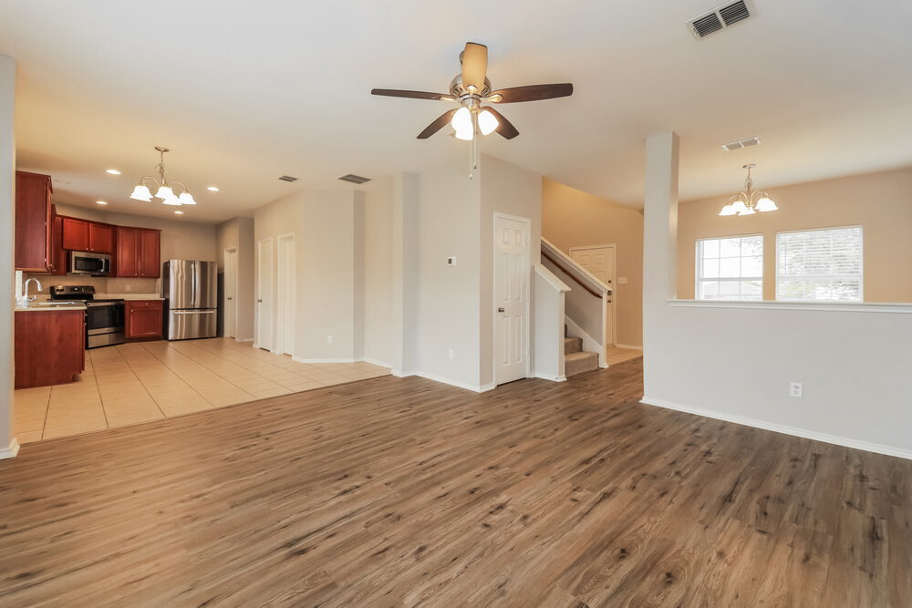 Building Photo - 2026 Gardenia Dr