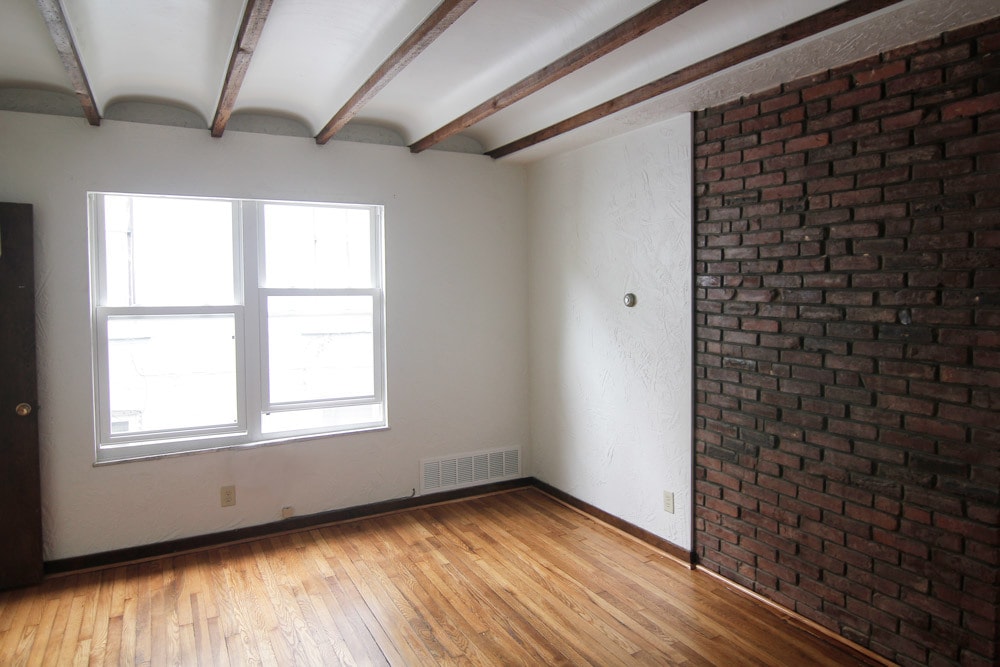 Building Photo - 327 West St
