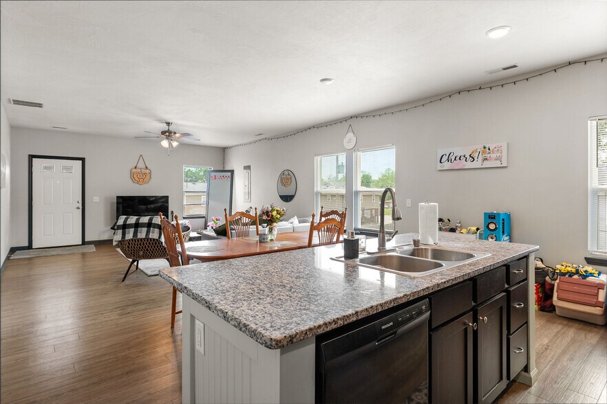 Open Floor Plan Living/ Dining/ Kitchen - 813 South Ave
