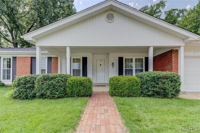Building Photo - 1853 Burlewood Dr