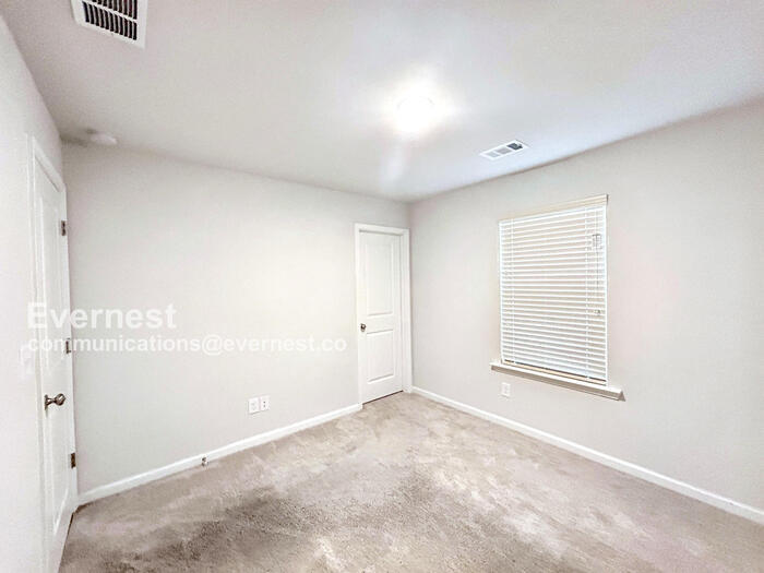 Building Photo - 2797 Aralynn Wy