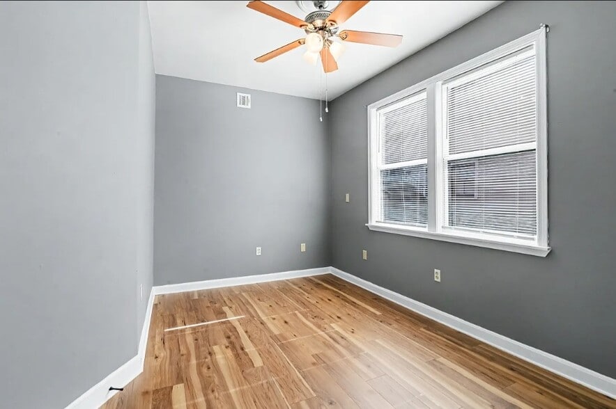 Building Photo - 4200 S Derbigny St