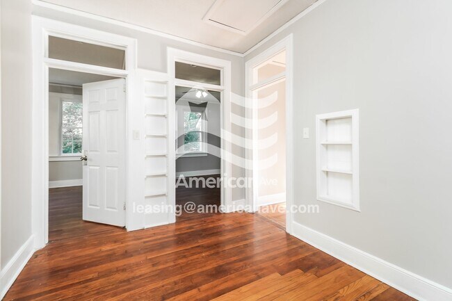 Building Photo - 1315 Lorick Ave