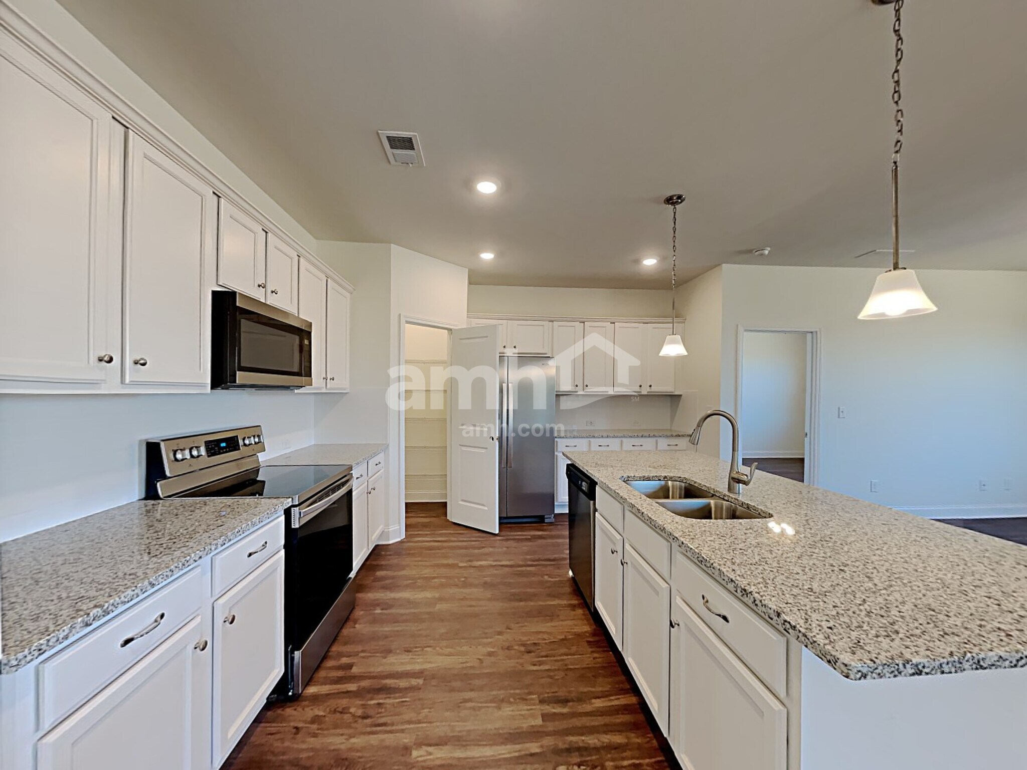 Building Photo - 7072 Creeksong Dr