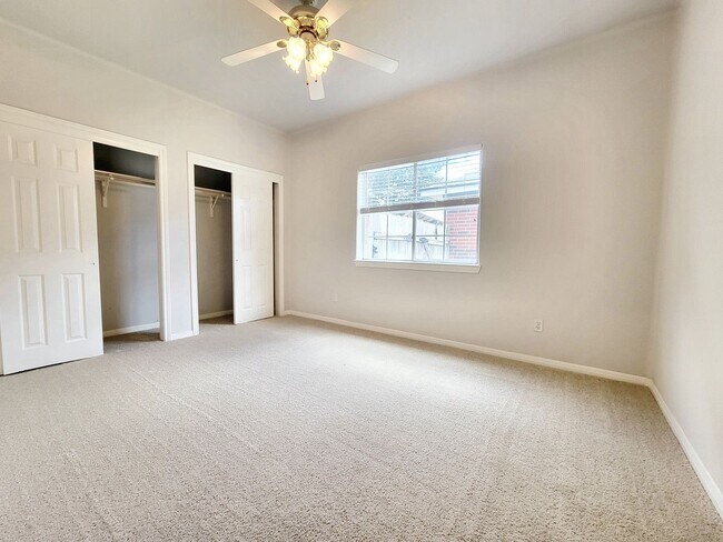 Building Photo - 3/BR, 2/BA Home with Spacious Layout & Lar...