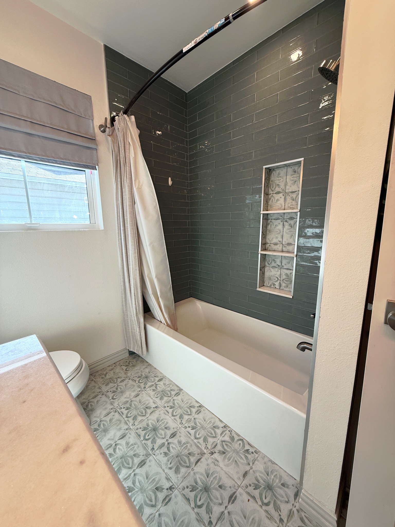 Building Photo - 1007 Emery St