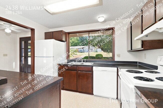 Building Photo - 2438 Williams Rd