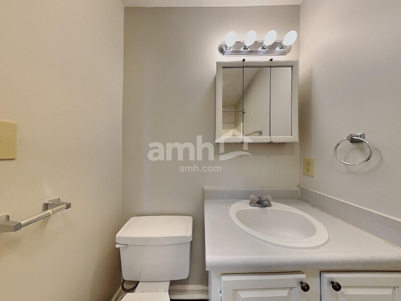 Building Photo - 1354 Millridge Dr