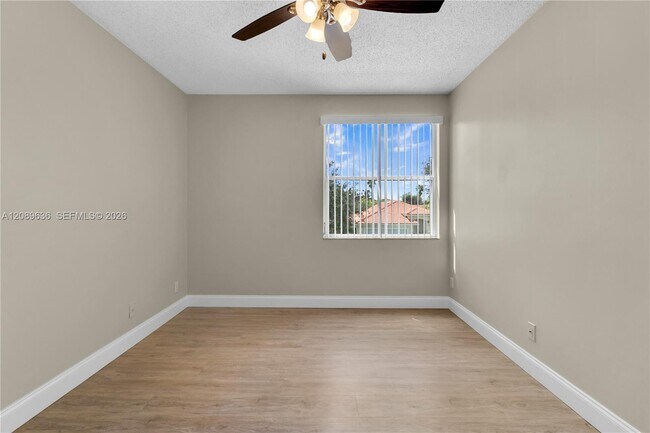 Building Photo - 8291 SW 44th Pl